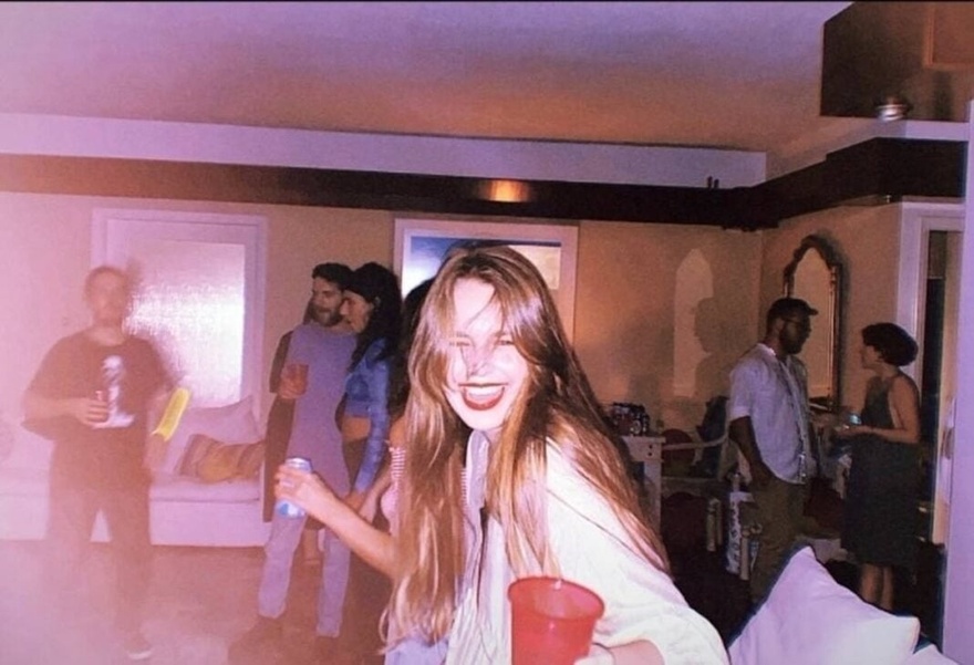 Μαρία Μαγγίνα: Αυτή είναι η μητέρα της κόρης του Απόστολου Γκλέτσου – Με τι ασχολείται