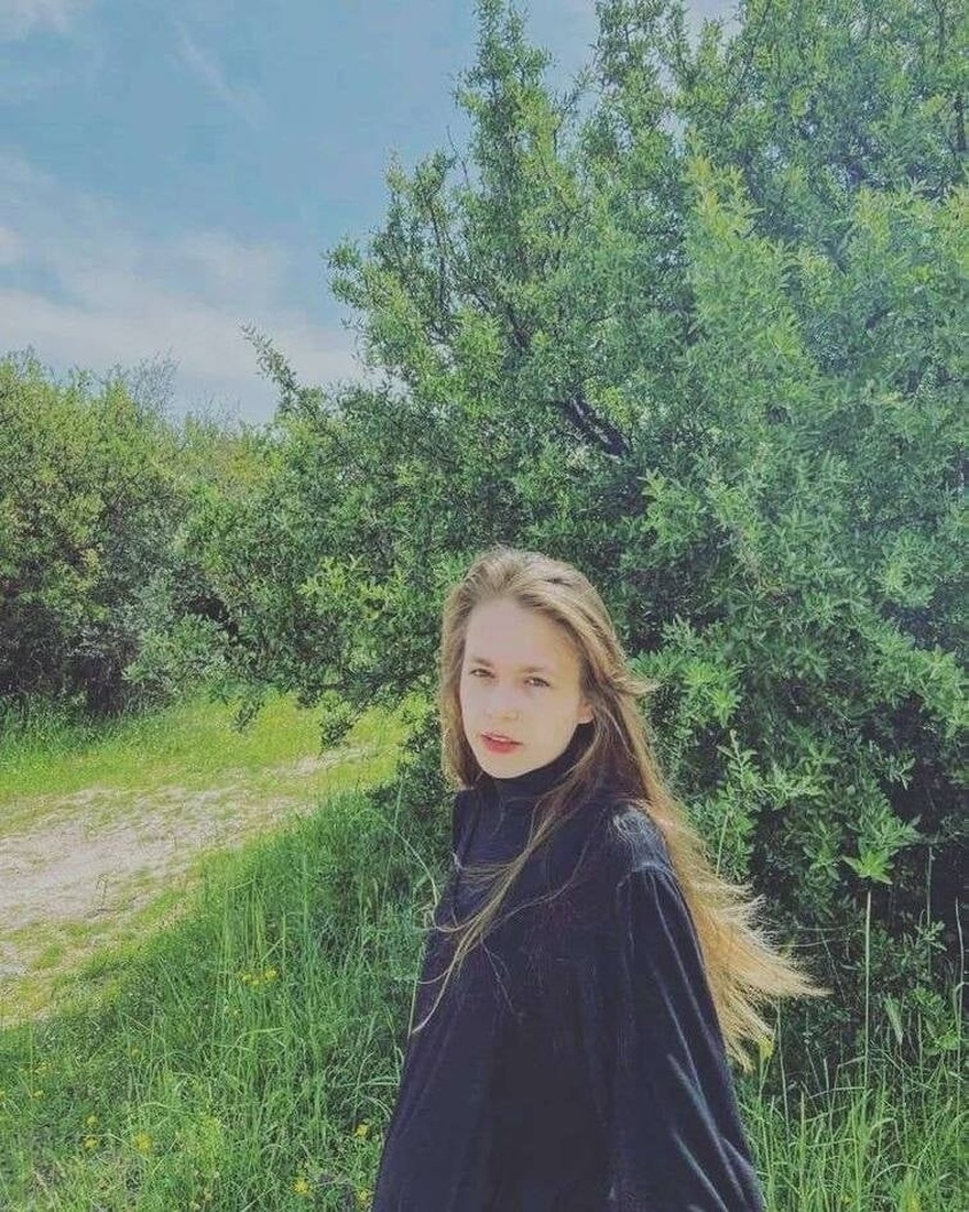 Μαρία Μαγγίνα: Αυτή είναι η μητέρα της κόρης του Απόστολου Γκλέτσου – Με τι ασχολείται