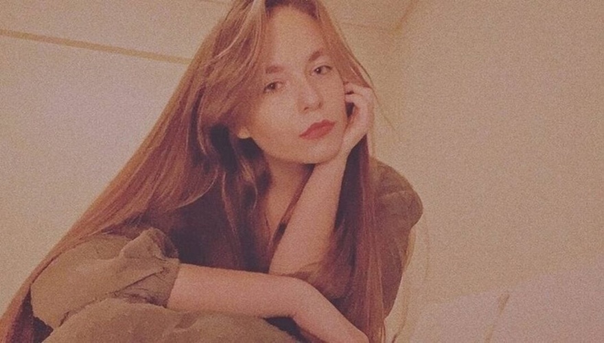 Μαρία Μαγγίνα: Αυτή είναι η μητέρα της κόρης του Απόστολου Γκλέτσου – Με τι ασχολείται