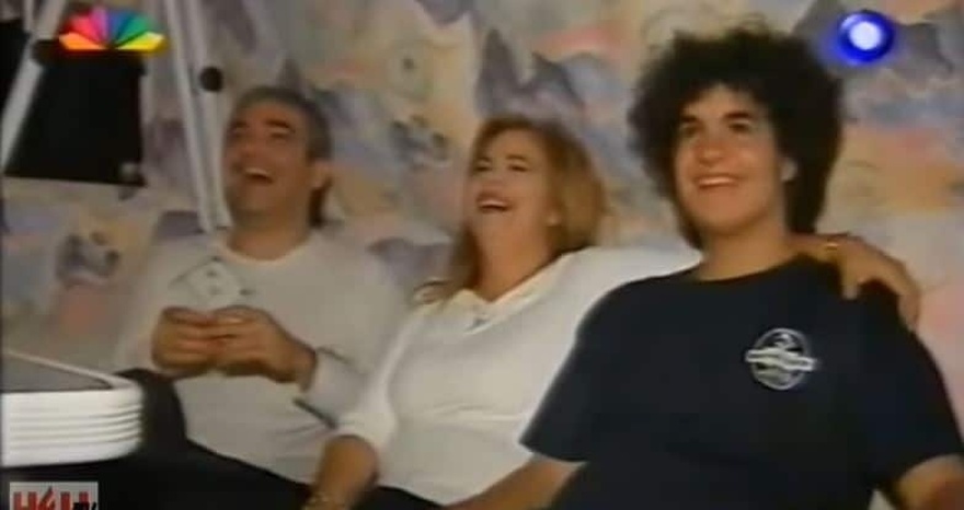 Ίδιος η μαμά του! Αυτός είναι ο «άγνωστος» γιος της Έφης Θώδη