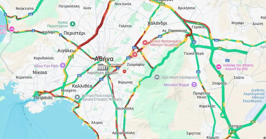 Μποτιλιάρισμα σε Κηφισό και λεωφόρο Κηφισίας – Τροχαίο στη γέφυρα Καλυφτάκη