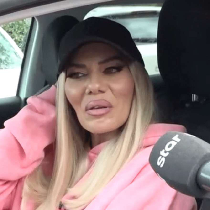 Αγνώριστη πασίγνωστη Ελληνίδα παρουσιάστρια – Έγινε άλλος… άνθρωπος από τις επεμβάσεις