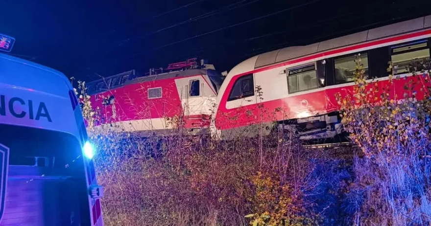 Σύγκρουση τρένων στη Σλοβακία – Δεκάδες τραυματίες, 11 σε νοσοκομείο