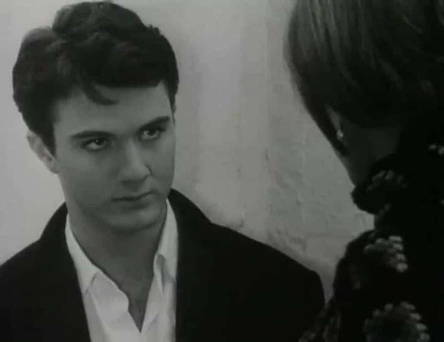 Θυμάστε τον ηθοποιό Παύλο Λιάρο; Δείτε πως είναι στα 80 του ο κινηματογραφικός «γιος» του Λάμπρου Κωνσταντάρα