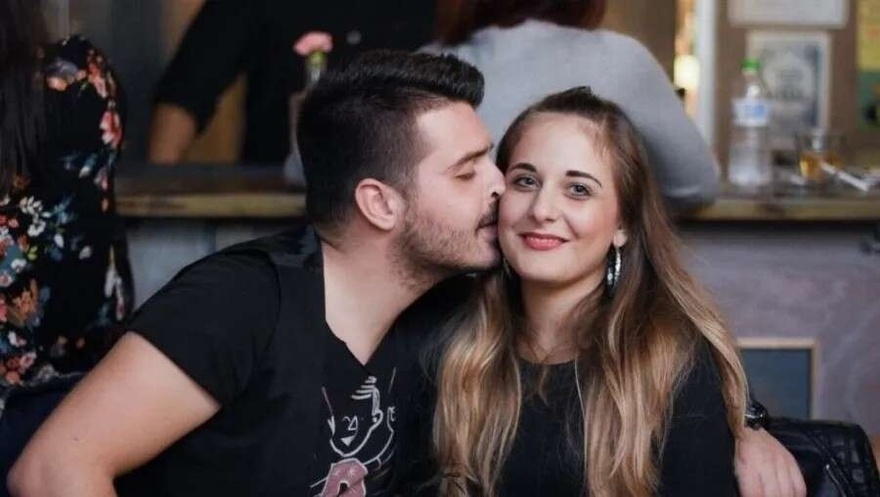 Βόλος: Τι απαντά η σύζυγος του 82χρονου για το τροχαίο με το νιόπαντρο ζευγάρι που έχασε τη ζωή του