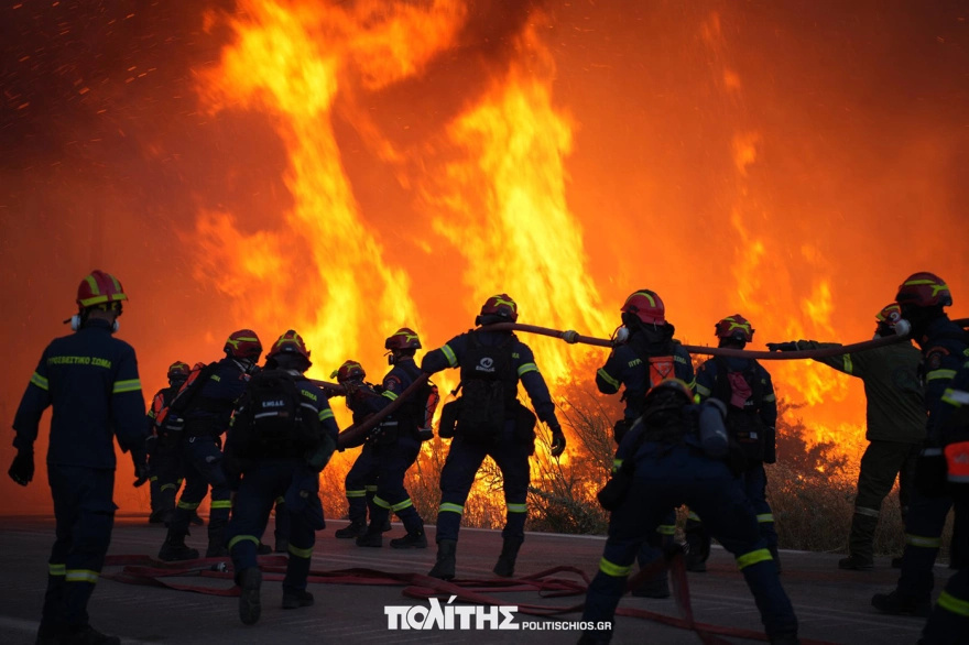 ΕΚΤΑΚΤΟ – ΑΣΤΑΜΑΤΗΤΗ Η ΦΩΤΙΑ ΣΕ ΕΛΛΗΝΙΚΟ ΝΗΣΙ – ΚΟΝΤΑ ΣΕ ΣΠΙΤΙΑ Η ΦΩΤΙΑ – ΔΥΣΚΟΛΗ ΝΥΧΤΑ