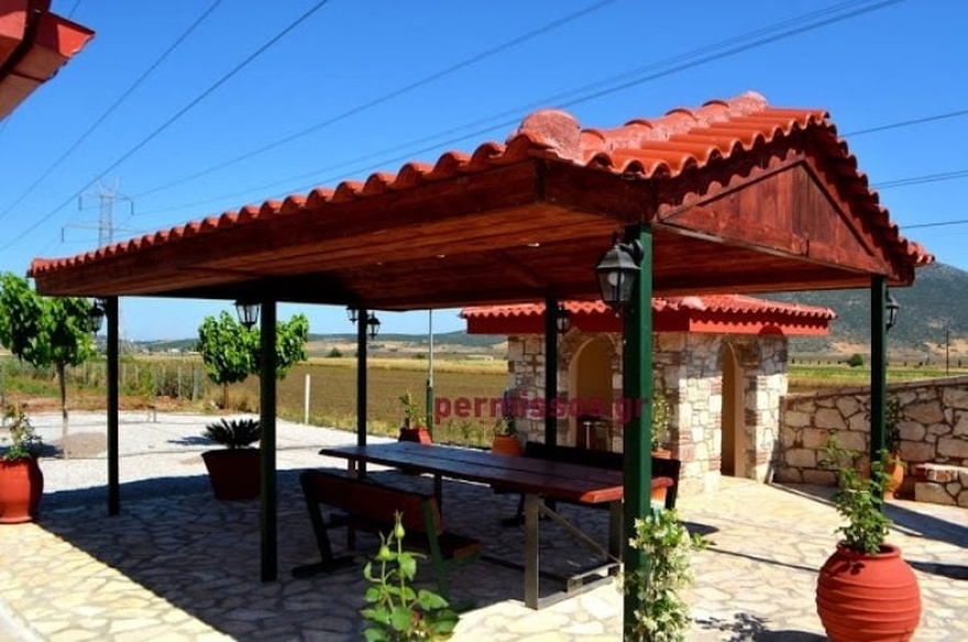 Άνδρας έχτισε ένα εκκλησάκι προς τıμή του Αγίου Ιωάννη του Ρώσου επειδή τον έβλεπε στον ύπνο του