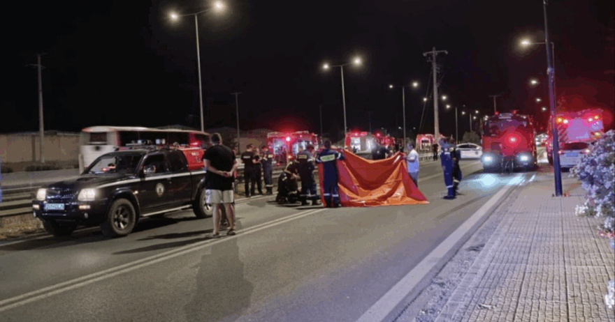 Τραγωδία στην Εθνική Οδό Αθηνών-Λαμίας: Εθελόντρια πυροσβέστης παρασύρθηκε θανάσιμα