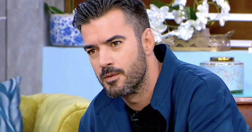 Γιάννης Τσιμιτσέλης: «Όταν έμεινε έγκυος η Βάσω, δεν ένιωσα το δέσιμο της πατρότητας. Έβλεπα ένα γλυκό βρέφος, αυτό έγινε μετά από 1 χρόνο»