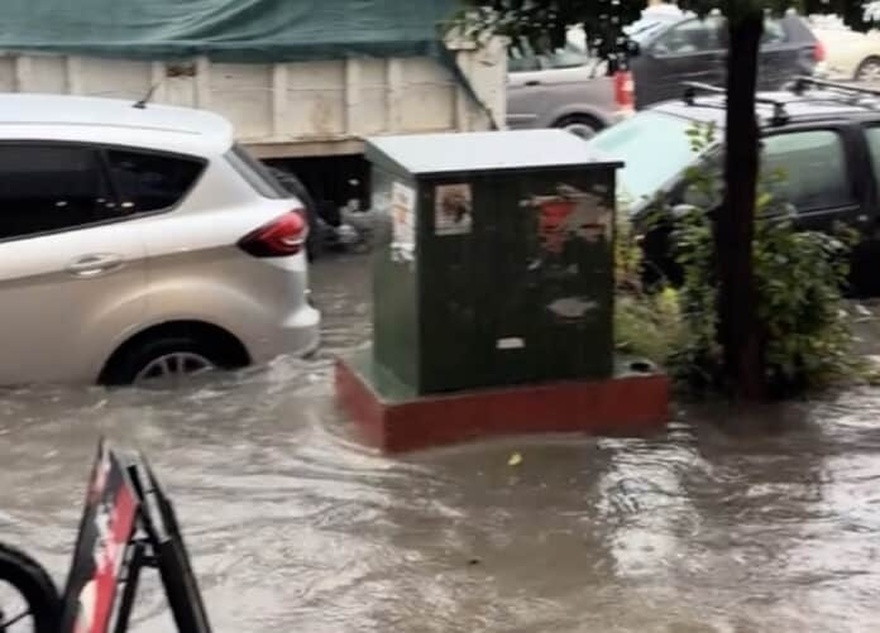 Όχι δεν είναι στην Βενετία είναι στην Ελλάδα – Πλημμύρισε πασίγνωστη περιοχή της χώρας