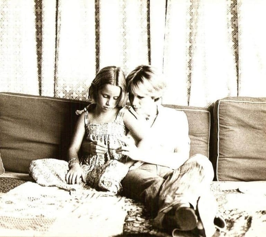 Aπoκαλύφθηκε 55 χρόνια μετά: Αuτό έμαθε ο άντρας της Ζωής Λάσκαρη και τη παράτησε στο μαιευτήριο μόλις γέννησε Απριλίου