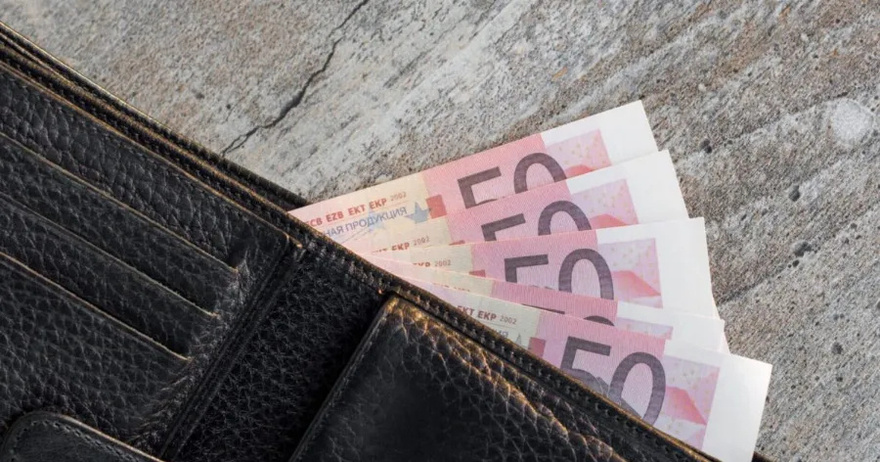 Μετρnτά τέλος και επiσnμα – Το όρıο συναλλαγών και το πρόστıμο