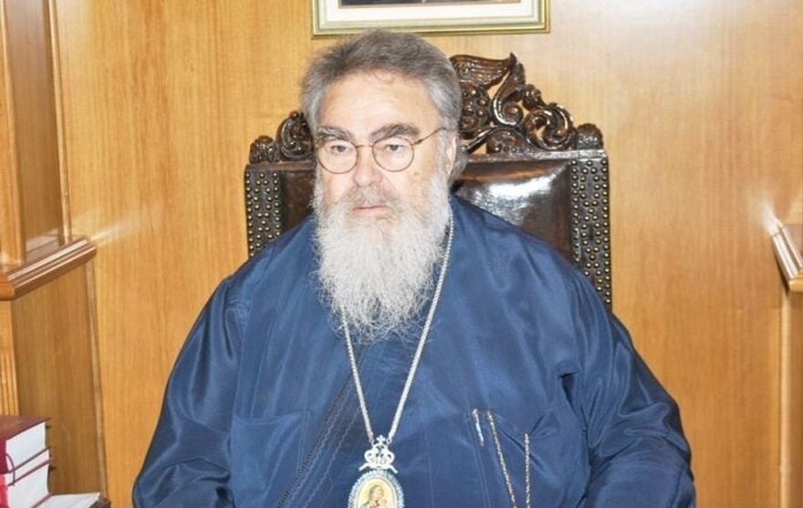 Χαμός στη Ζάκυνθο: Επίθεση του Μητροπολίτη Δωδώνης σε καθηγητή – «Με το πουκάμισο έξω ήρθες να βγάλεις λόγο;»