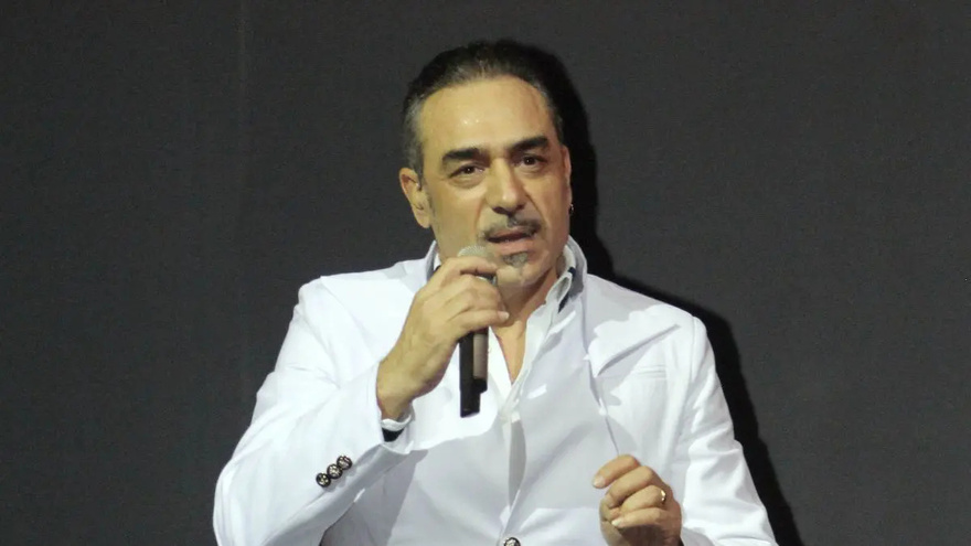 Νότης Σφακιανάκης: Έχει προχωρήσει την ζωή του με επώνυμη γυναίκα – Αποκλειστικό!