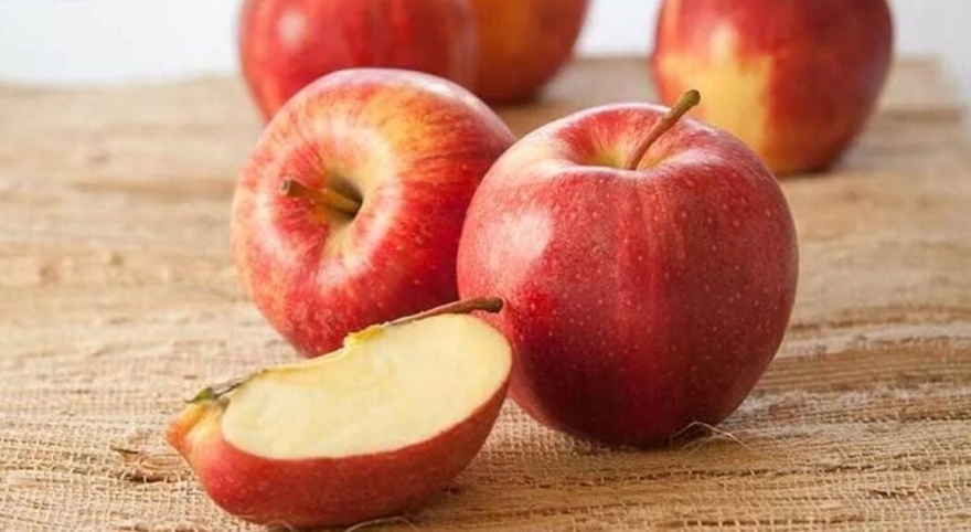 Οι γιατροί αποκαλύπτουν ότι η κατανάλωση μήλων προκαλεί…