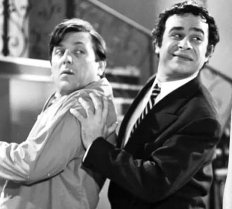 Ο αγαπημένος ηθοποιός έσερνε μια ζωή το καρότσι της ανάπηρης μάνας του, δεν τον άφηνε να παντρευτεί, πέθανε μόνος μέσα σε ένα Νοσοκομείο