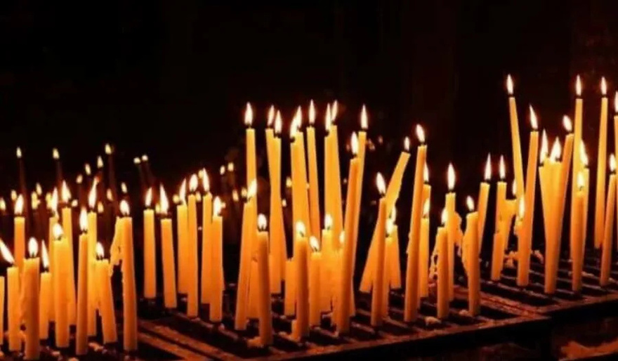 Πλησιάζει το 1ο Ψυχοσάββατο του 2025: Πότε είναι η μέρα αφοσιωμένη στη μνήμη των νεκρών μας – Η Προσευχή που λέμε