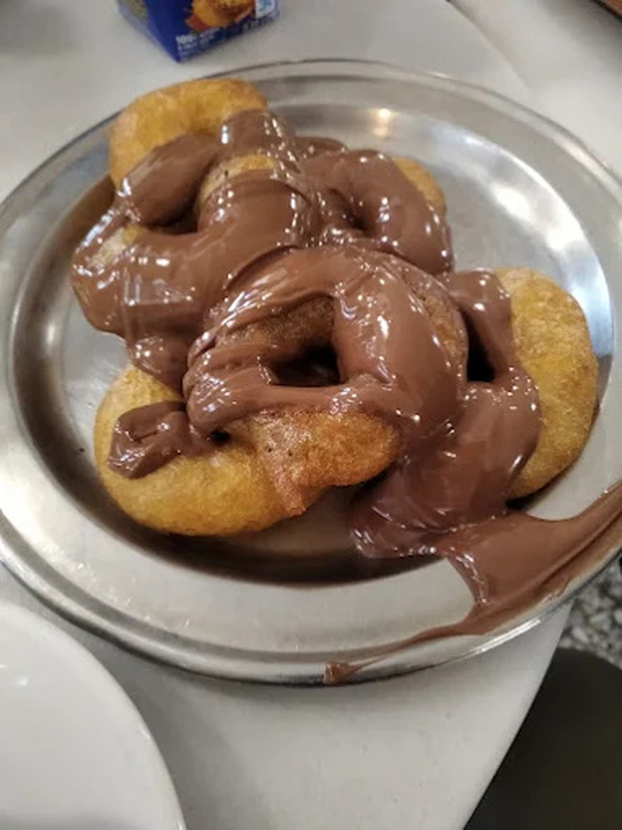 Krinos: Ο πιο κλασικός λουκουμάς της πόλης