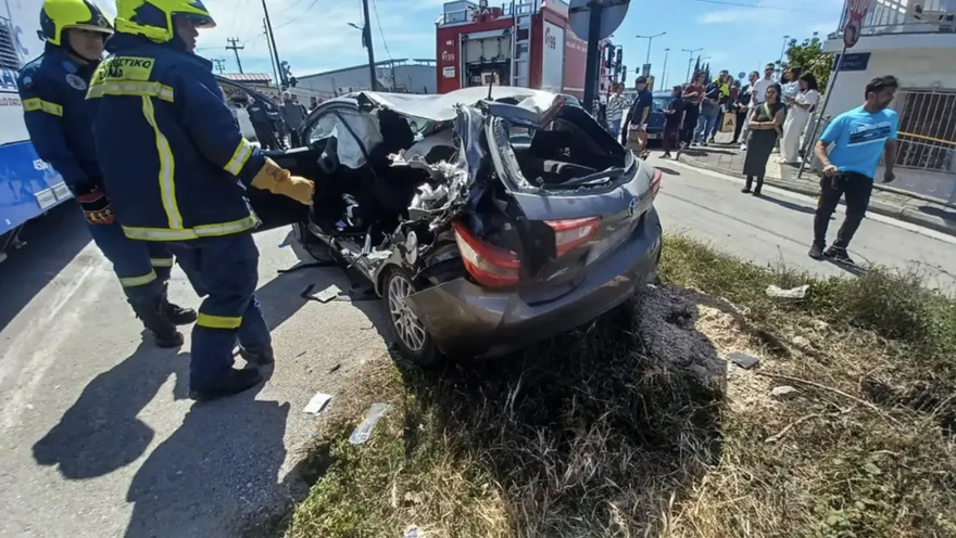 ΣΟΚ: ΝΕΑ ΣΥΓΚΡΟΥΣΗ ΜΕ ΤΡΕΝΟ ΣΤΗ ΧΩΡΑ ΜΑΣ – ΔΙΕΡΡΕΥΣΕ ΒΙΝΤΕΟ ΑΠΟ ΚΑΜΕΡΑ ΑΣΦΑΛΕΙΑΣ – ΕΤΣΙ ΕΓΙΝΑΝ ΟΛΑ