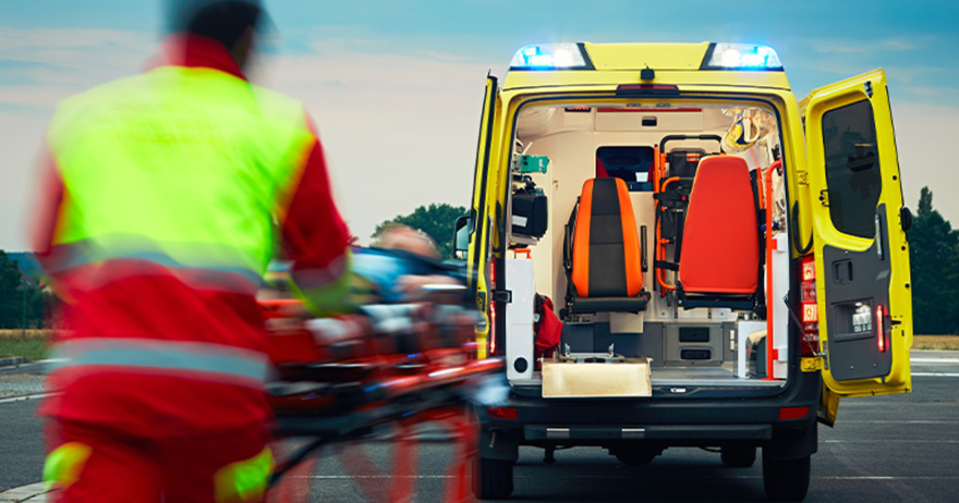 Μαθεύτηκε : Εσπευσμένα στο νοσοκομείο αγαπημένος ηθοποιός