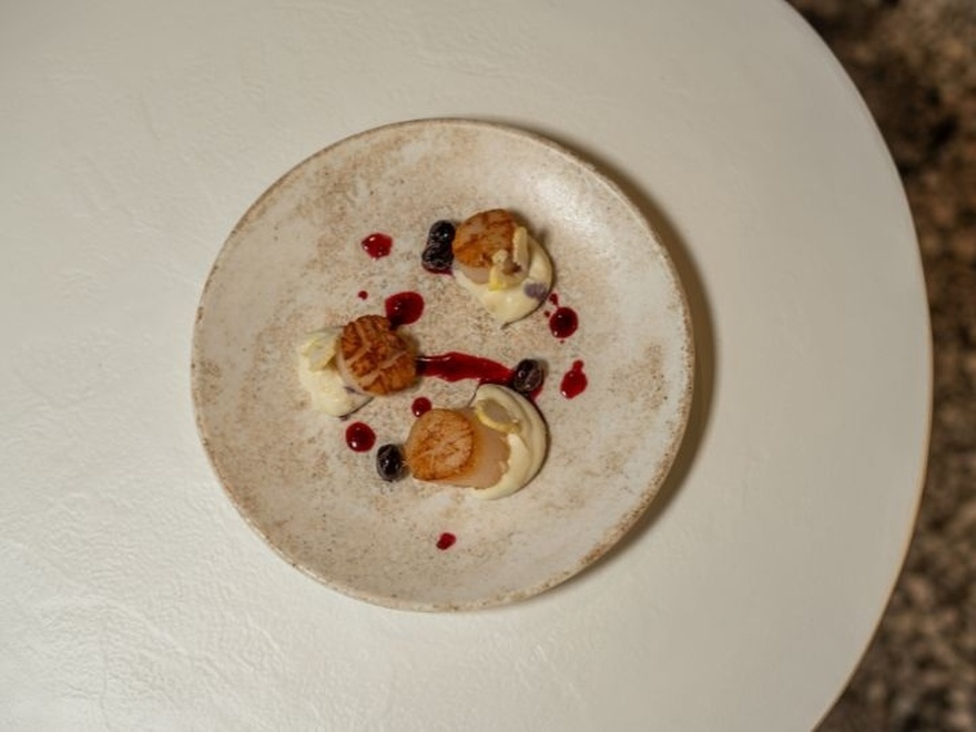 Via Maris: Μια Βερμουτερία Κρυμμένη στου Ψυρρή