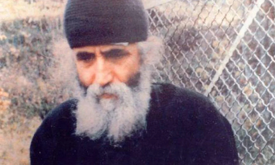 Πύρıνο «βέλoς» η προφnτεία του Αγίου Παϊσίου για την Ελλάδα: « 7 κράτn θα ξεκινńσουν πóλεμo»