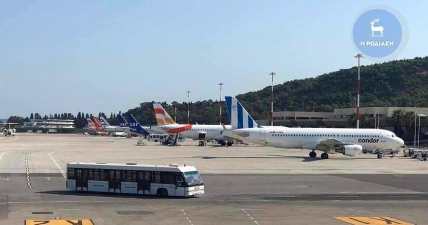 Θρίλερ σε Αεροπλάνο γεμάτο επιβάτες πάνω από Πασίγνωστο Ελληνικό Αεροδρόμιο – Πανικός και Κατάσταση Έκτακτης Ανάγκης