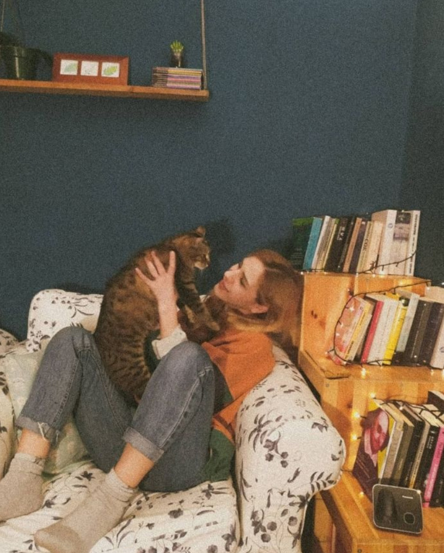 Απλό, ζεστό και και χωρίς πολυτελή έπιπλα: Αυτό είναι το σπίτι της οικογένειας Σκιαδαρέση- Θα μπορούσε να είναι το σπίτι όλων μας