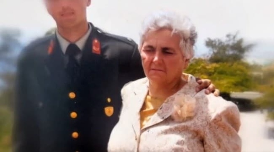 Πήγε στο βουνό και δεν γύρισε ποτέ: Τα ρούχα που βρέθηκαν σε περίεργα σημεία και οι καταγγελίες – «Η εξαφάνιση της μητέρας μου μόνο “τυχαία” δεν είναι»