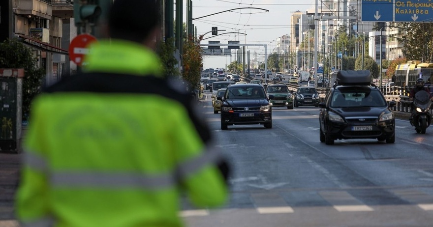 Νέος ΚΟΚ: Αυτό το πρόστιμο τριπλασιάστηκε – Πότε χάνετε το δίπλωμα για έναν χρόνο
