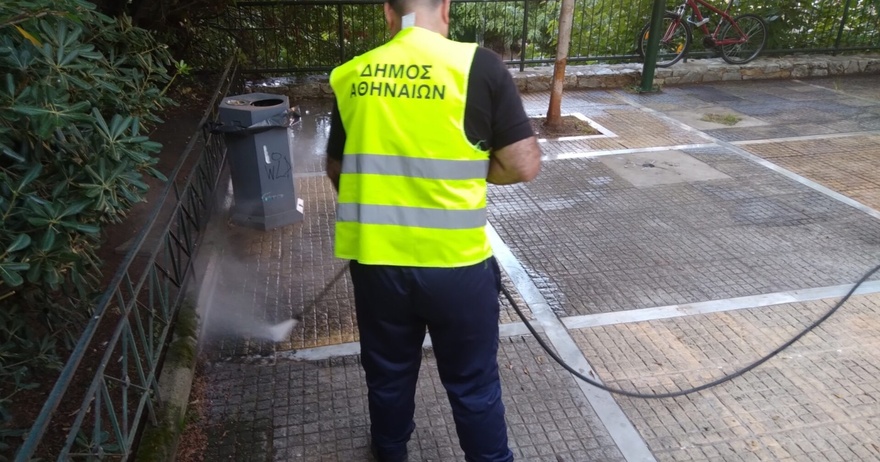 Επίθεση σε υπάλληλο του Δ. Αθηναίων από τοξικομανή – Δούκας: Η σταγόνα που ξεχείλισε το ποτήρι