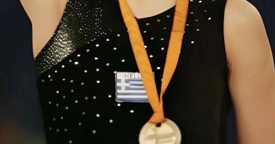 Αυτή είναι η πασίγνωστη πρωταθλήτρια ενόργανης γυμναστικής που συμμετείχε στο κύκλωμα των Ρομά με λεία 7,6 εκατ. ευρώ