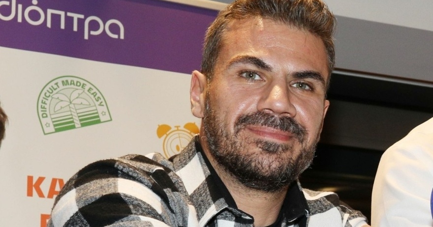 Έκτακτo για Άκη Πετρετζίκη