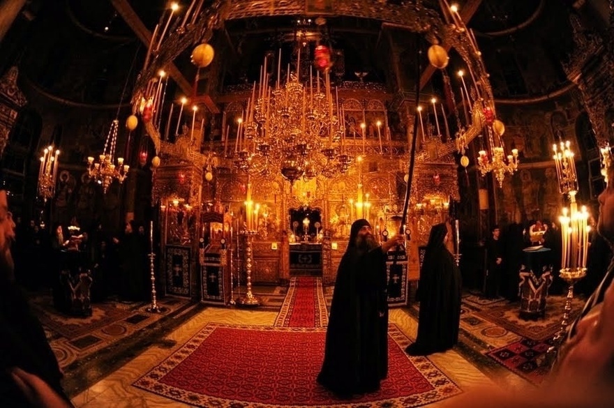 Πανηγυρική Αγρυπνία αυτή την ώρα στο Αγιον Ορος για τον Ευαγγελισμό – Γιορτάζουν οι Ι. Μ.Βατοπαιδίου και Φιλοθέου