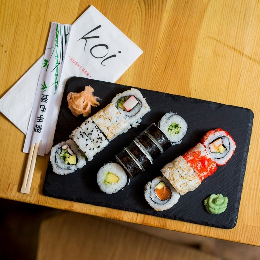 Koi Sushi Bar: Προσιτό, μοντέρνο και λατρεμένο σούσι στην Αθήνα