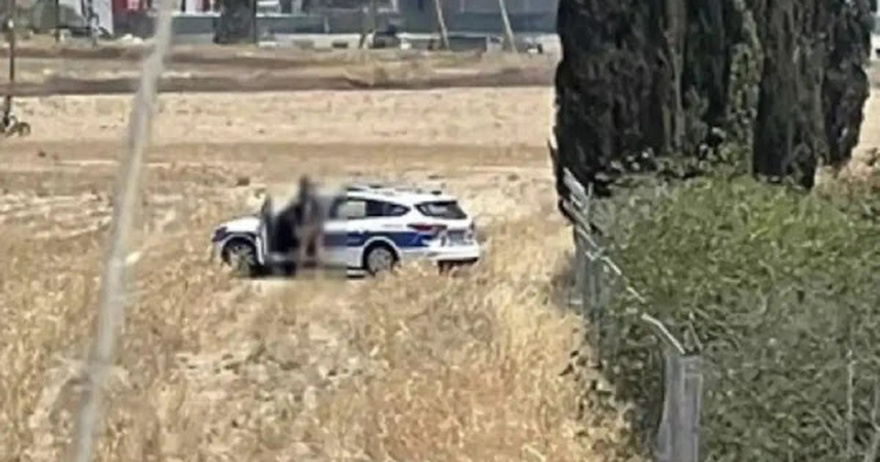 Τους τελείωσαν: Μόλις ανακοινώθηκε για τους αστυνομικούς που συνευpέθηκαν σε περιπολικό – Παντρεμένοι και με παιδιά