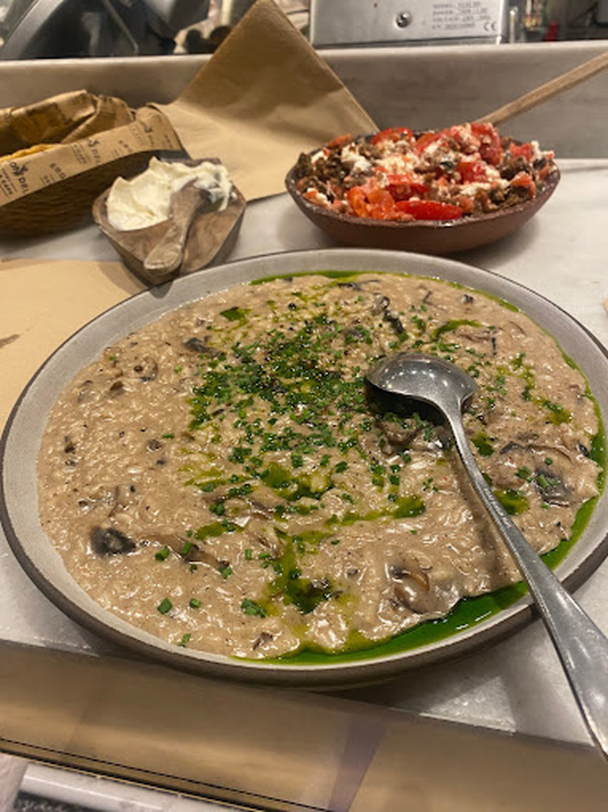 ERGON House: Ένας Γαστρονομικός Προορισμός στην Καρδιά της Αθήνας