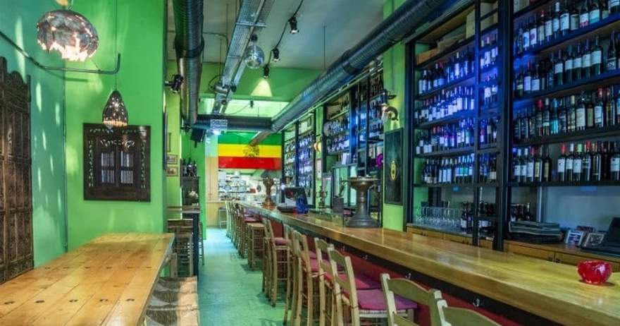 Fabrica de Vino: Το μεγαλύτερο wine bar της Αθήνας