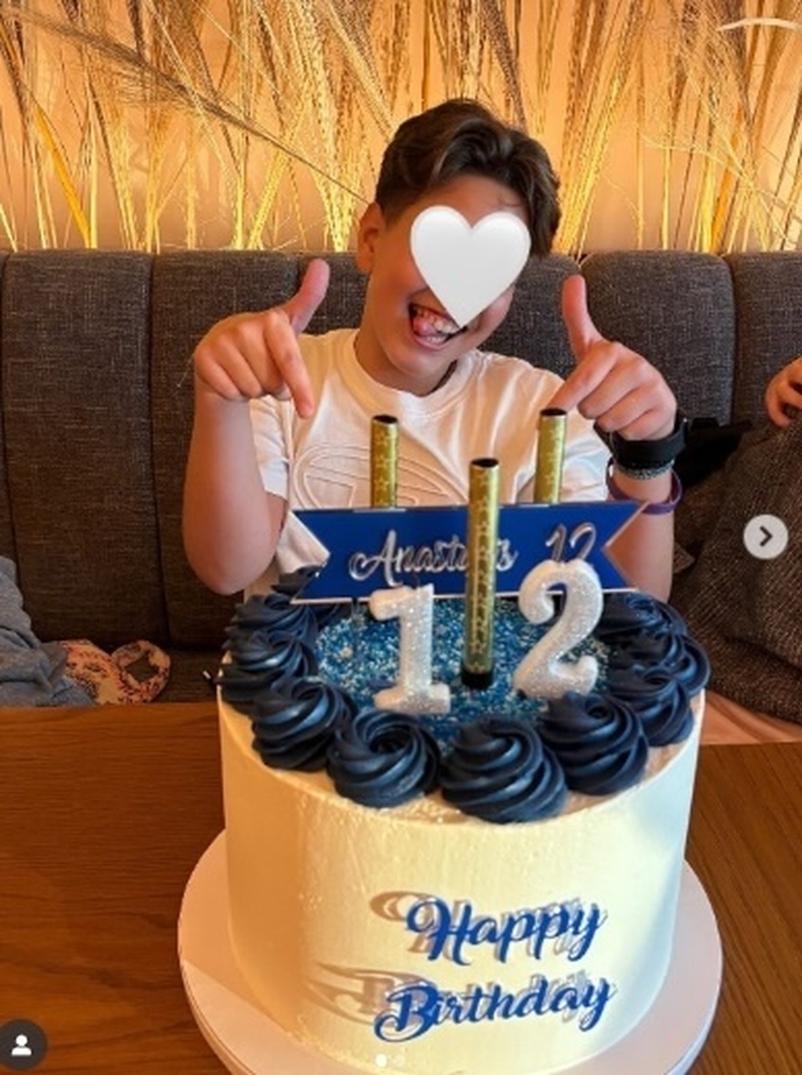 Γενέθλια για τον γιο του Γρηγόρη Αρναούτογλου – Η εντυπωσιακή τούρτα και η ανάρτηση της Κατερίνας Κόκλα – Δείτε πόσο μεγάλωσε!