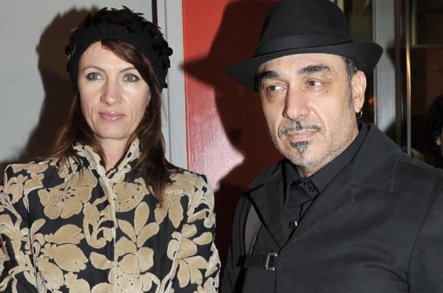 Ζήτησε μόνο ένα πράγμα: Η τελευταία επιθυμία της συζύγου του Νότη Σφακιανάκη πριν φύγει απ’ τη ζωή, το είπε στον γιατρό της