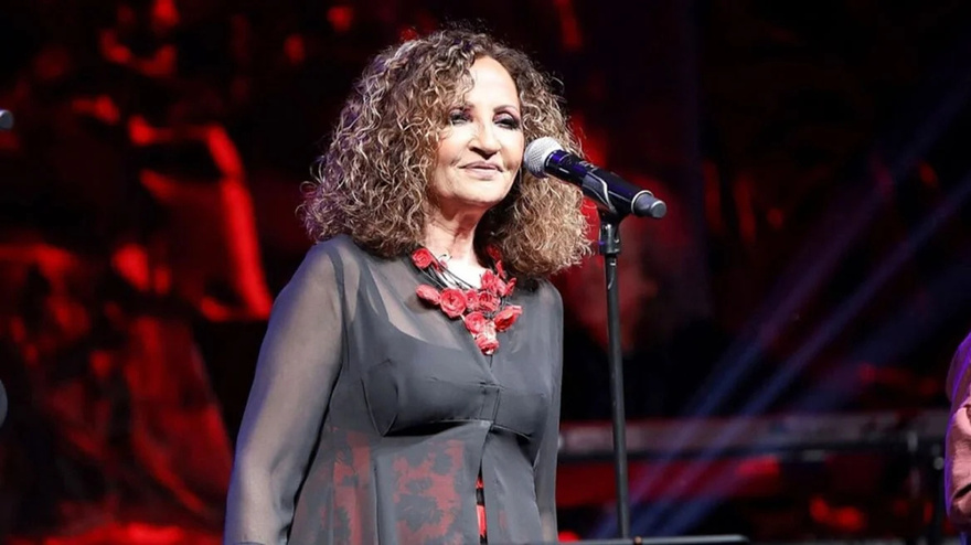 Οι 5 διάσημοι Έλληνες τραγουδιστές που είναι εγκλωβισμένοι στο Ισραήλ