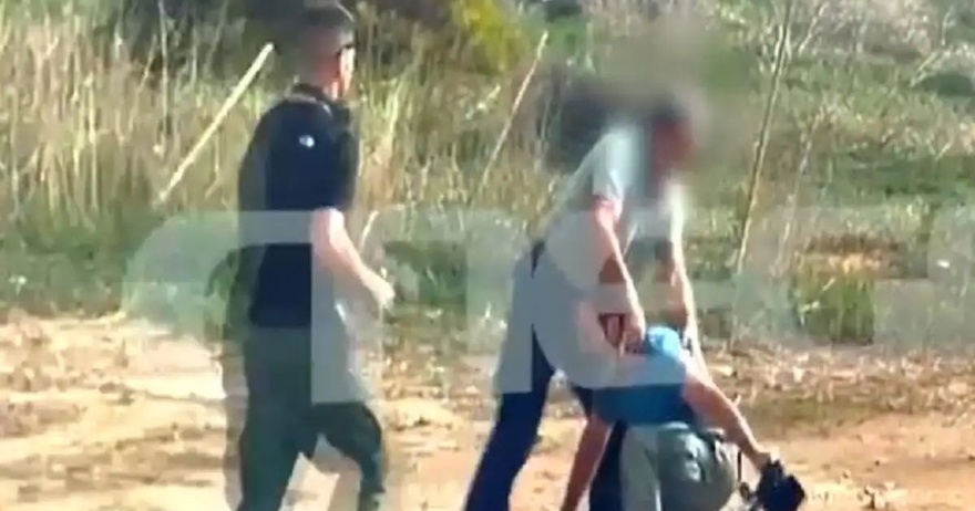 Μακελειό στα Βορίζια: Άγνωστος επιτέθηκε στο συνεργείο του «Live News» μετά τη σύλληψη των τριών αδελφών