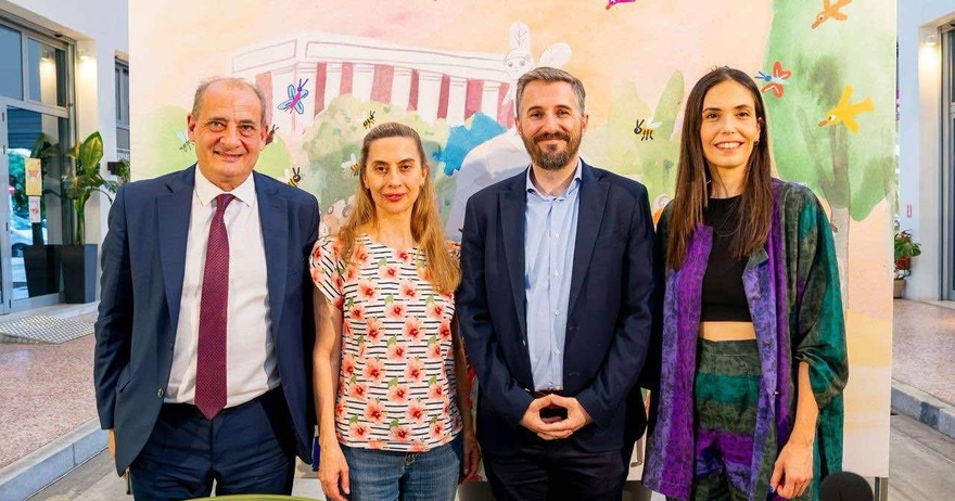 Η Χρυσάνθη «έφερε την άνοιξη» στην Κυψέλη – Μια παιδική γιορτή γεμάτη φως, οικολογική συνείδηση και μέλλον