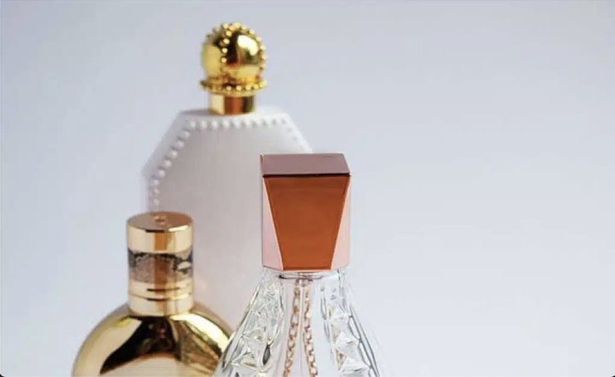 «Μην την βάλετε πάνω σας»: Αποσύρεται από την αγορά πασiγνωστη κολώνια διάσημου οίκου, την έχουν χιλιάδες Ελληνίδες στο σπίτι τους