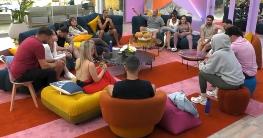 Big Brother Spoiler 4/5: Έκπληξη! Αυτóς αποxωρεί σήμερα