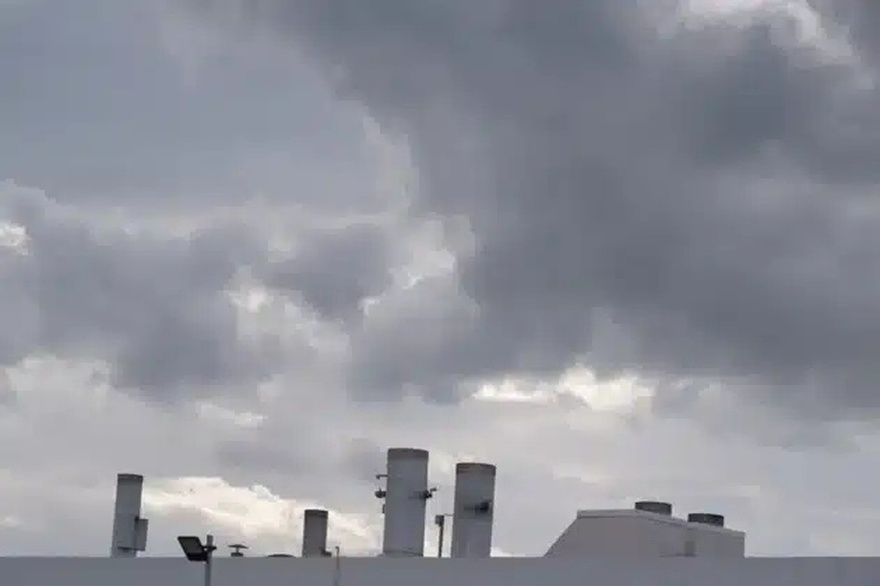 Σε κλίμα βαθιάς συγκίνησης η κηδεία της Κίλις Σφακιανάκη ήταν όλο δάκρυα και αναμνήσεις – Πήγε ο Νότης Σφακιανάκης;