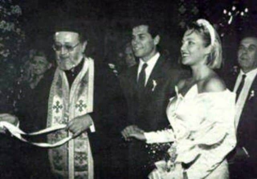 Εκείνη 24 και αυτός…: Η διαφορά ηλικίας της Ρούλας Κορομηλά με τον Πάνο Μιχαλόπουλο όταν παντρεύτηκαν – «Ήμουν ένα σκαλοπάτι για να μπει η κυρία στον ΑΝΤ1»