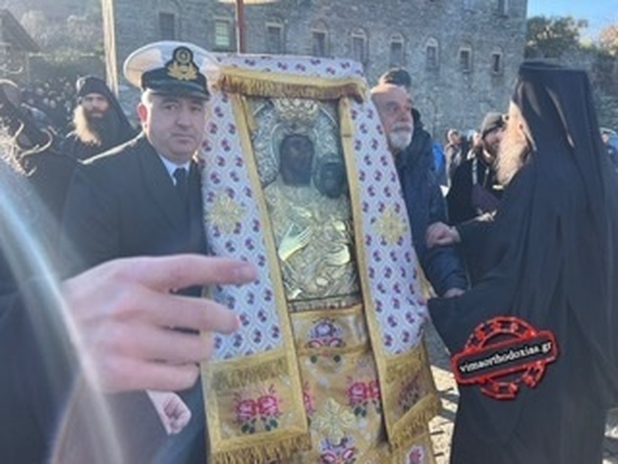 Το Άγιο Όρος γιόρτασε τα Θεοφάνια με εκατοντάδες προσκυνητές να δίνουν το παρών