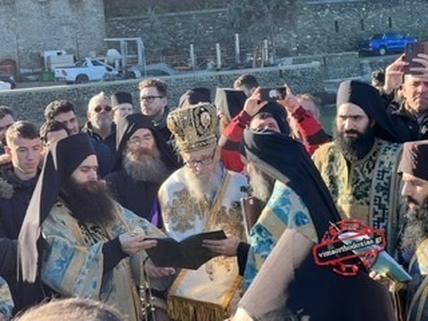 Το Άγιο Όρος γιόρτασε τα Θεοφάνια με εκατοντάδες προσκυνητές να δίνουν το παρών