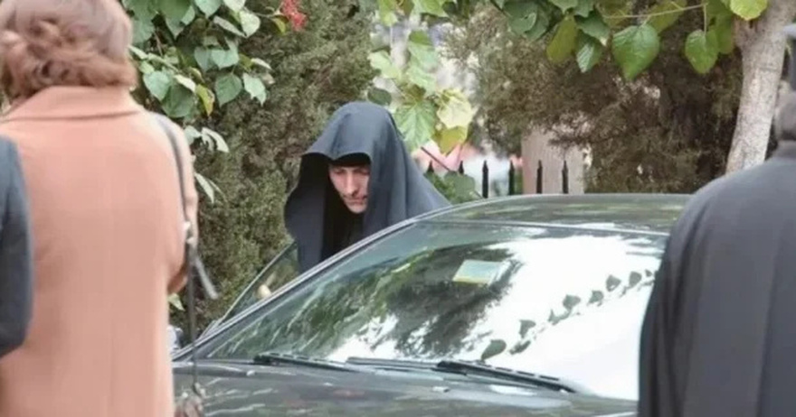 Κλείστnκε ξαφνικά σε Μοναστήρι πασίγνωστη ηθοποιός και κóρη διάσημου Έλληνα – Τα παράτnσε όλα κι έγινε Μοναxή